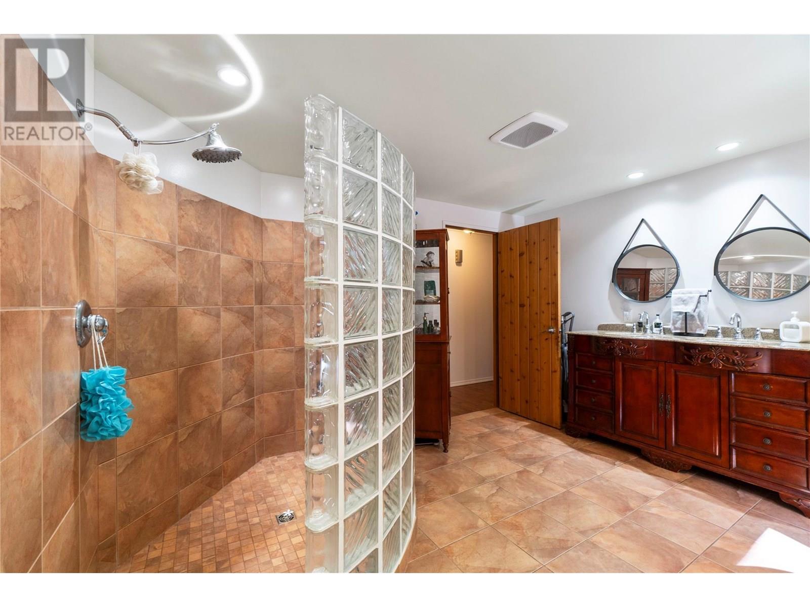 Photo 40 of 6859 Ranchero Drive E, Salmon Arm BC