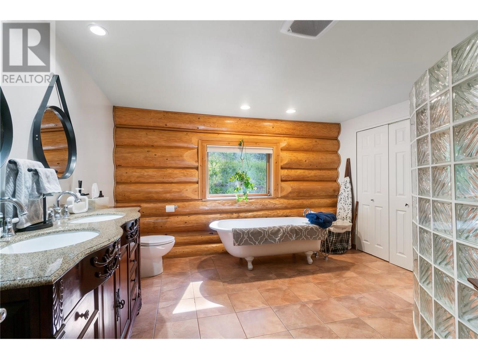Photo 34 of 6859 Ranchero Drive E, Salmon Arm BC