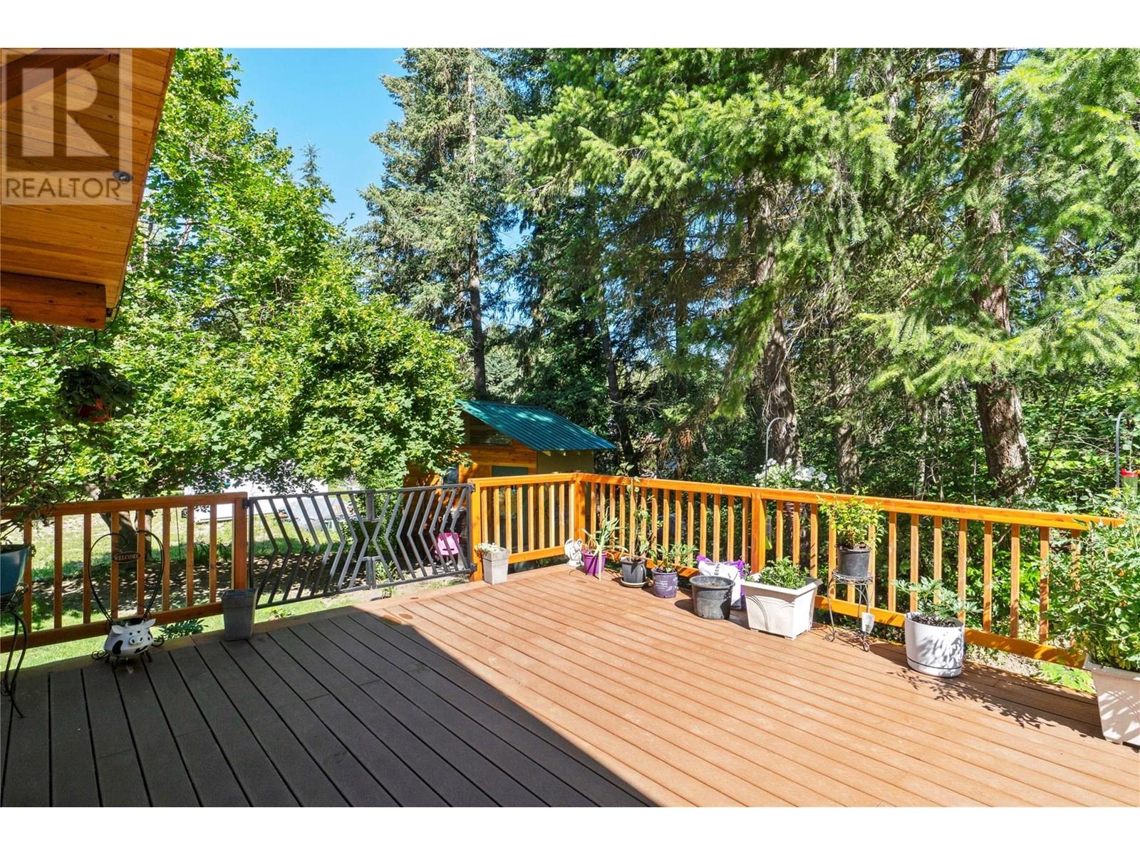 Photo 15 of 6859 Ranchero Drive E, Salmon Arm BC