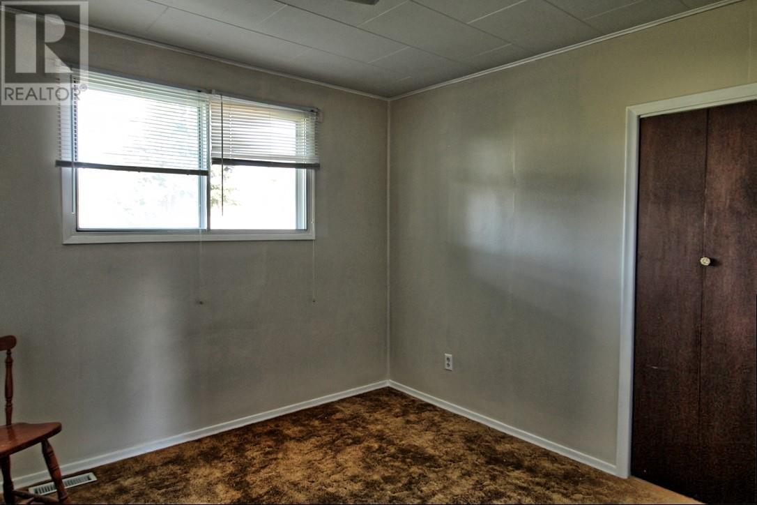 287 BIRCH AVENUE - 12