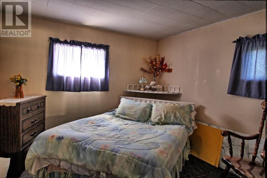 287 BIRCH AVENUE - 13