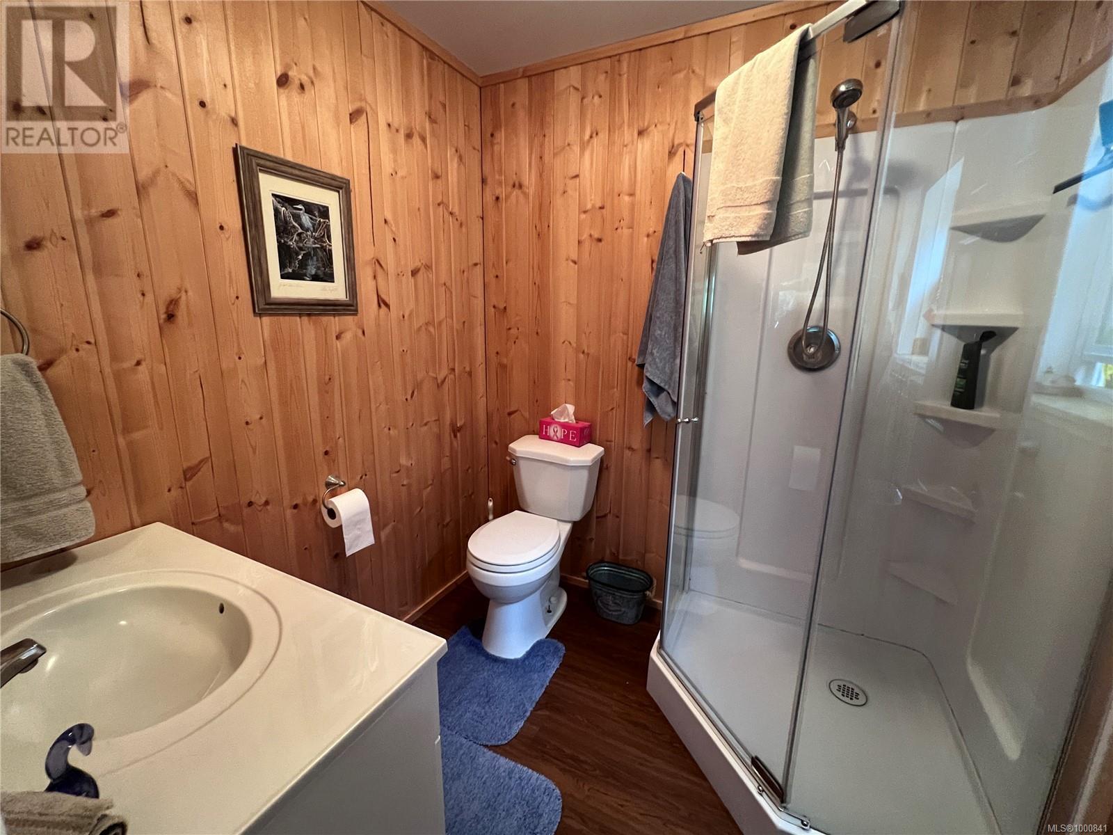 FB443773 ECHO BAY - 14