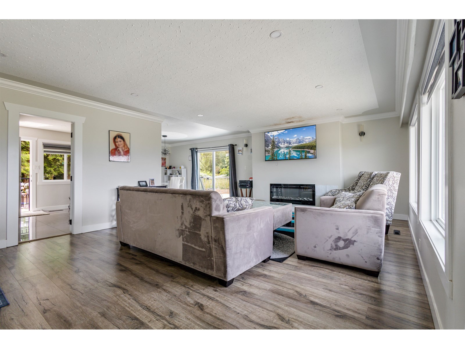 Photo 3 of 4292 Seldon Road, Abbotsford BC