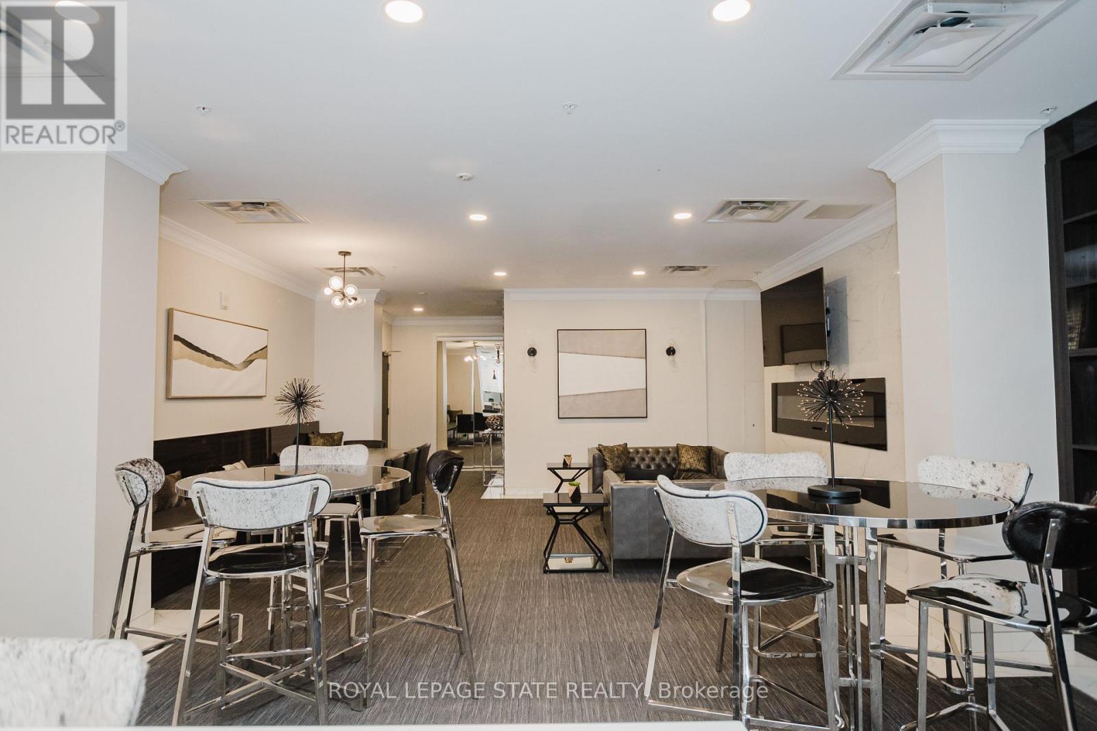 Photo 33 of Lph 13 118 King Street E, Hamilton ON