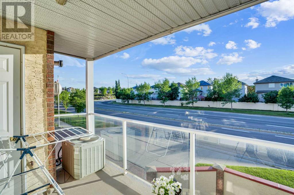 Single Family House for Sale in   Simcoe Boulevard SW Signal Hill Calgary 