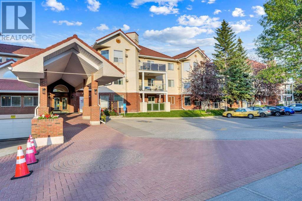Single Family House for Sale in   Simcoe Boulevard SW Signal Hill Calgary 