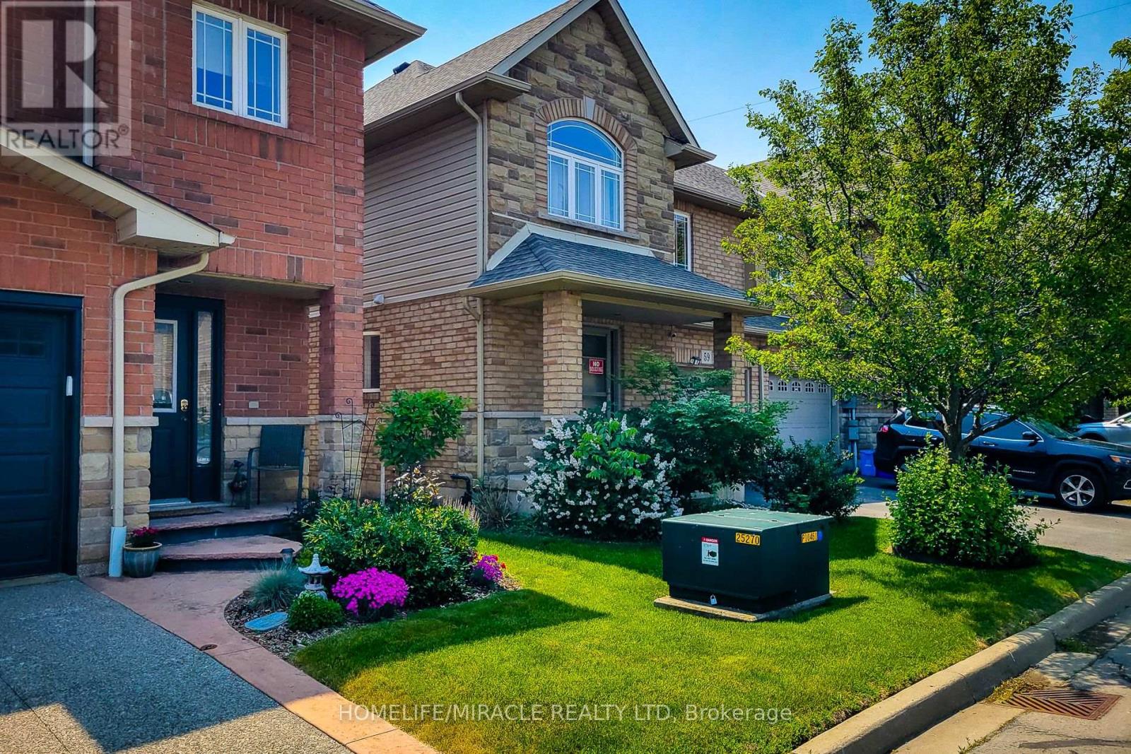 Photo 26 of 59 Periwinkle Drive, Hamilton ON