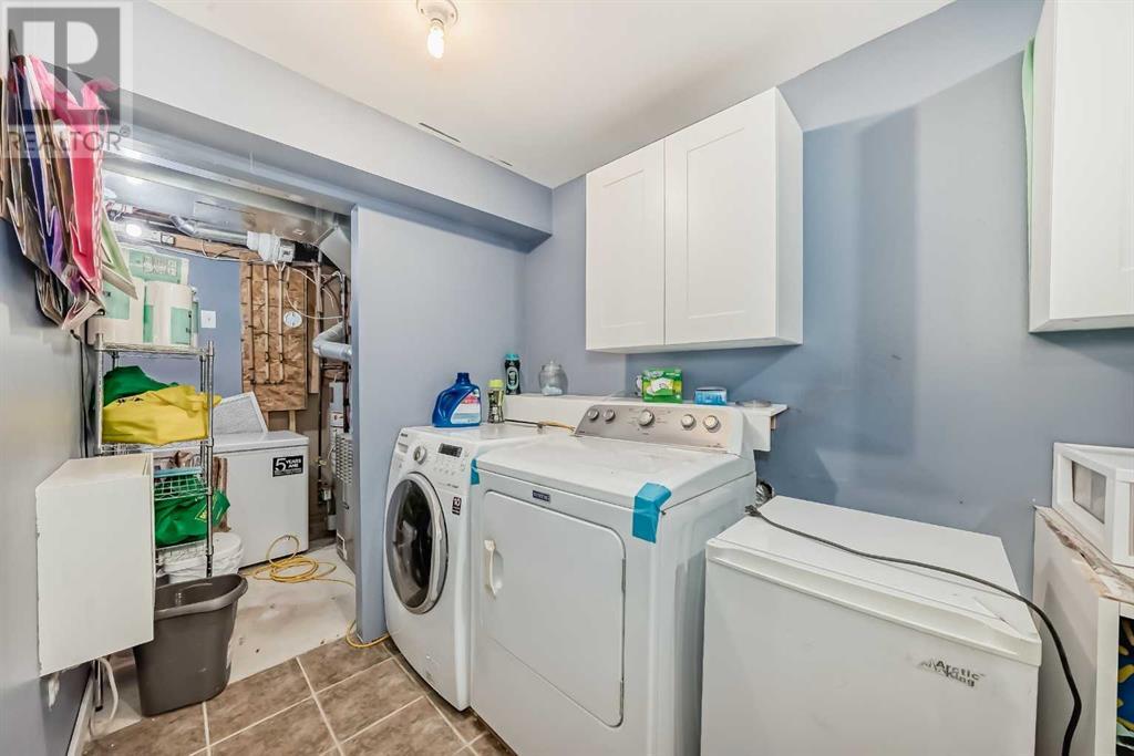 Single Family House for Sale in  Bridlecrest Boulevard SW Bridlewood Calgary 