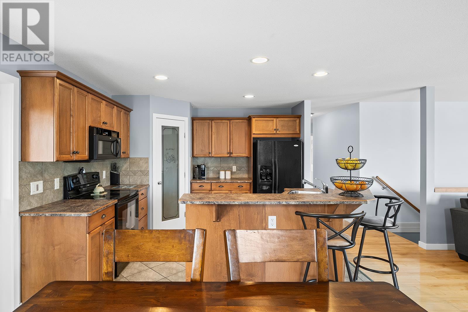Photo 35 of 1520 Feedham Avenue, Kelowna BC
