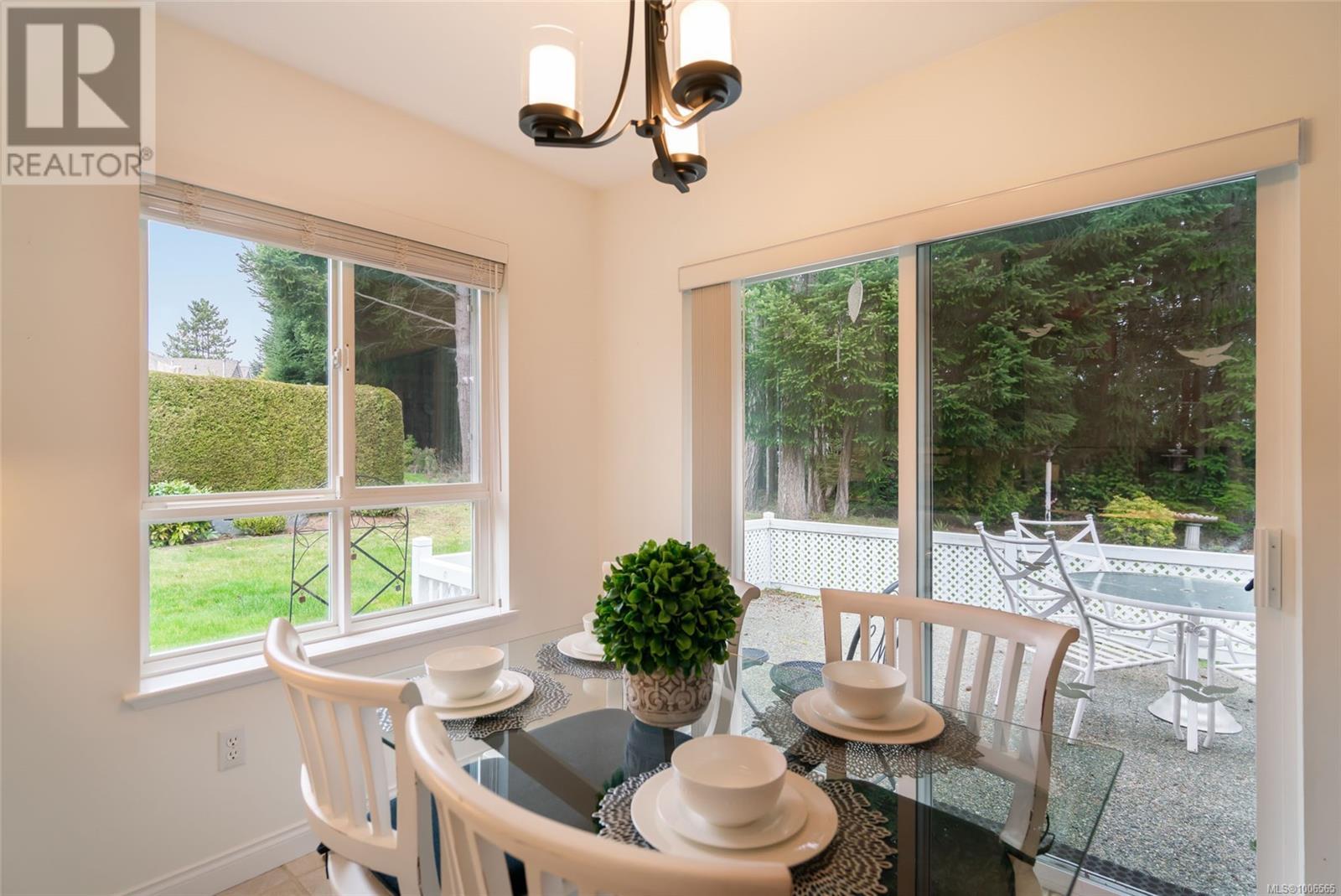 Photo 19 of 1255 Gabriola Dr, Parksville BC