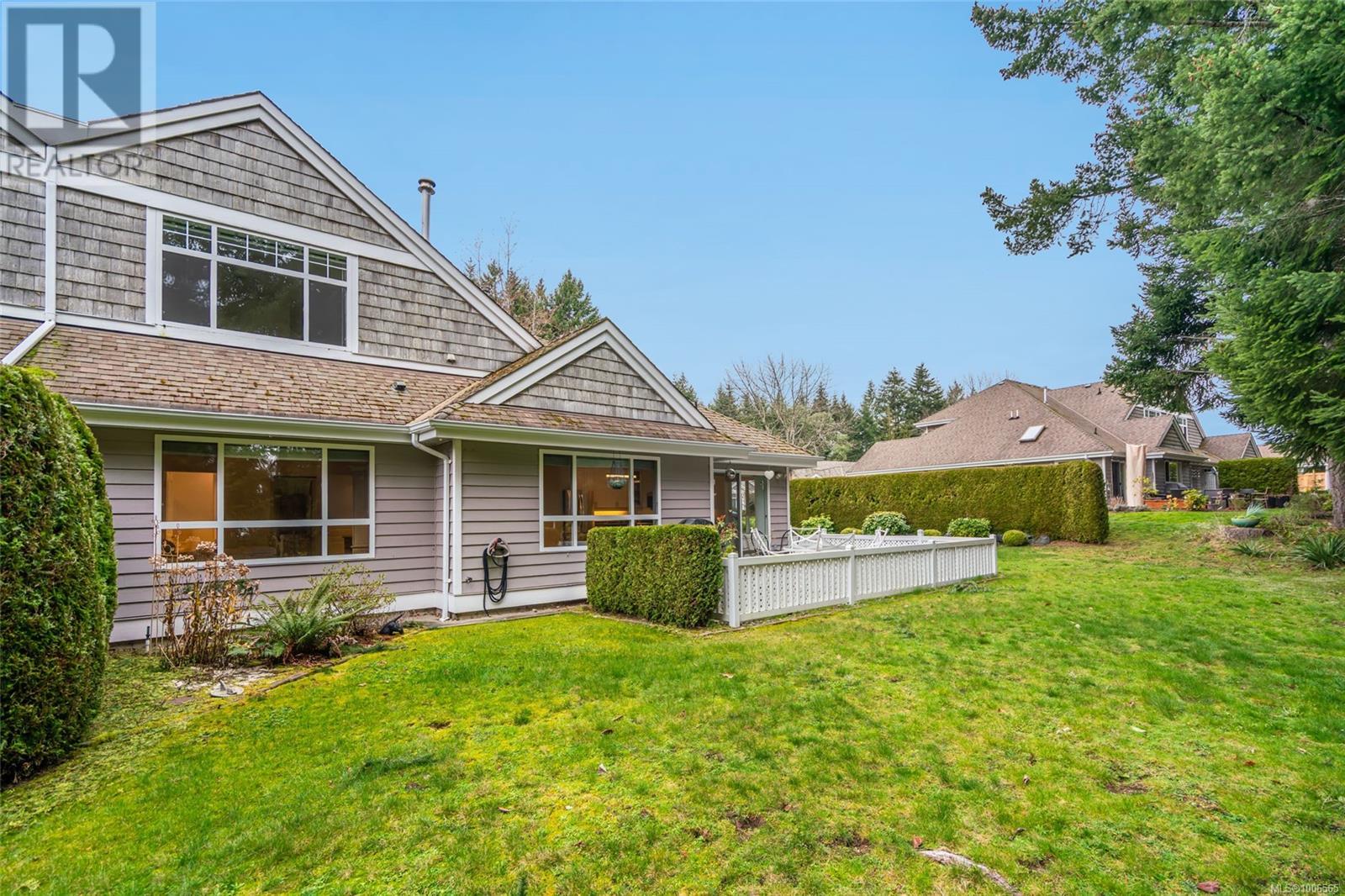 Photo 37 of 1255 Gabriola Dr, Parksville BC
