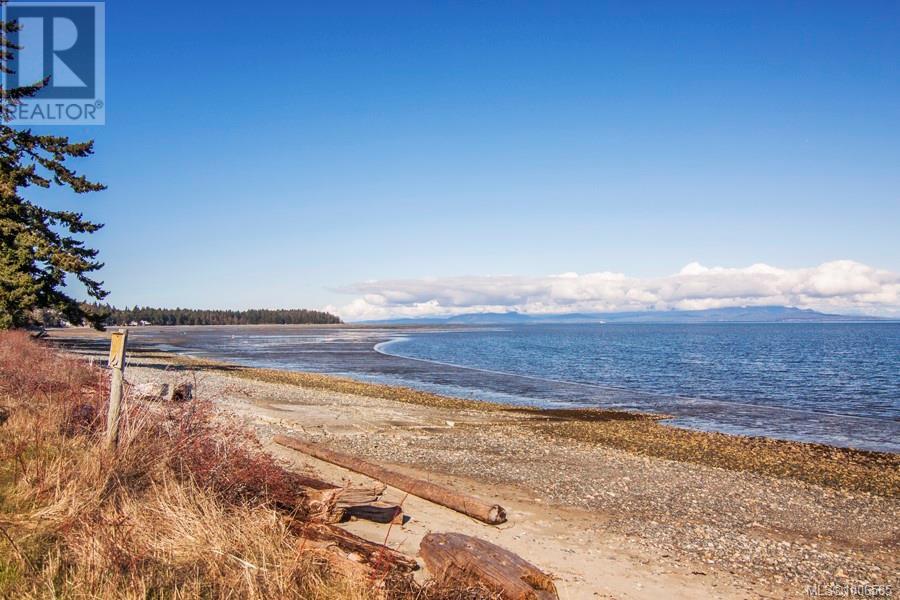 Photo 44 of 1255 Gabriola Dr, Parksville BC