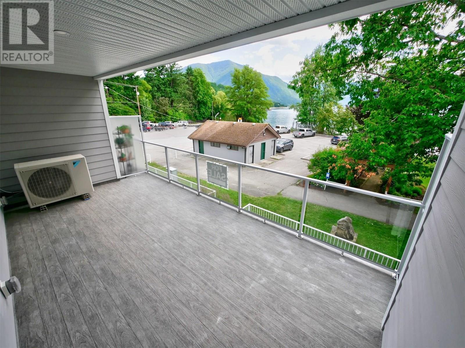 88 Nelson Avenue S Unit# 3, Nakusp