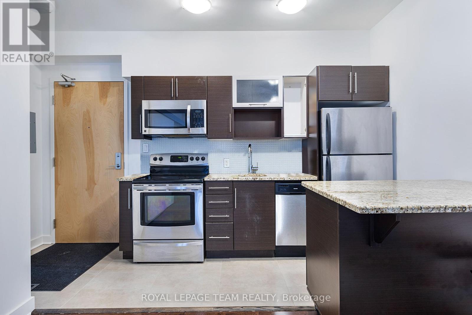 Photo 11 of 308 360 Cumberland Street, Ottawa ON