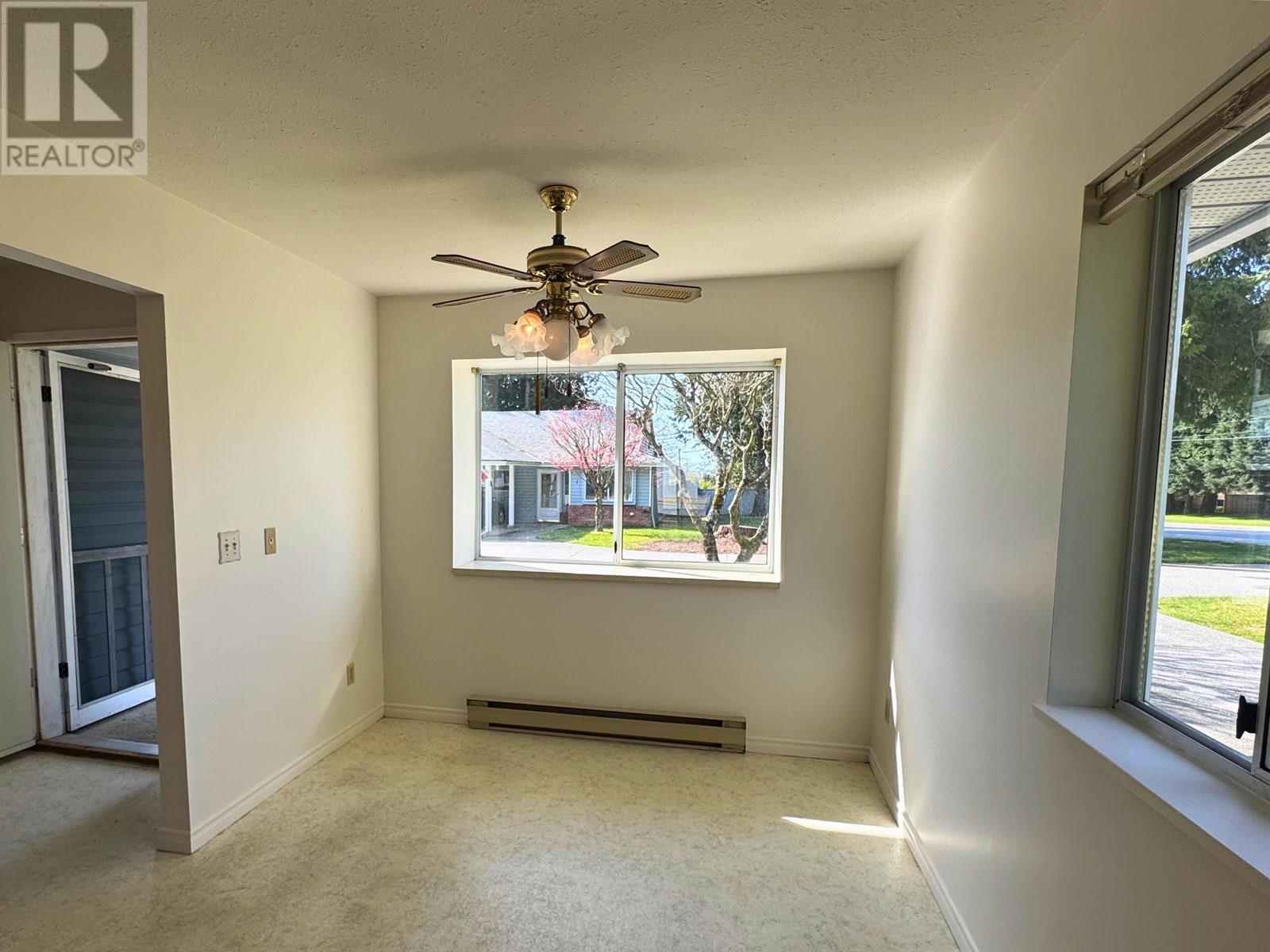 11 824 NORTH ROAD, Gibsons