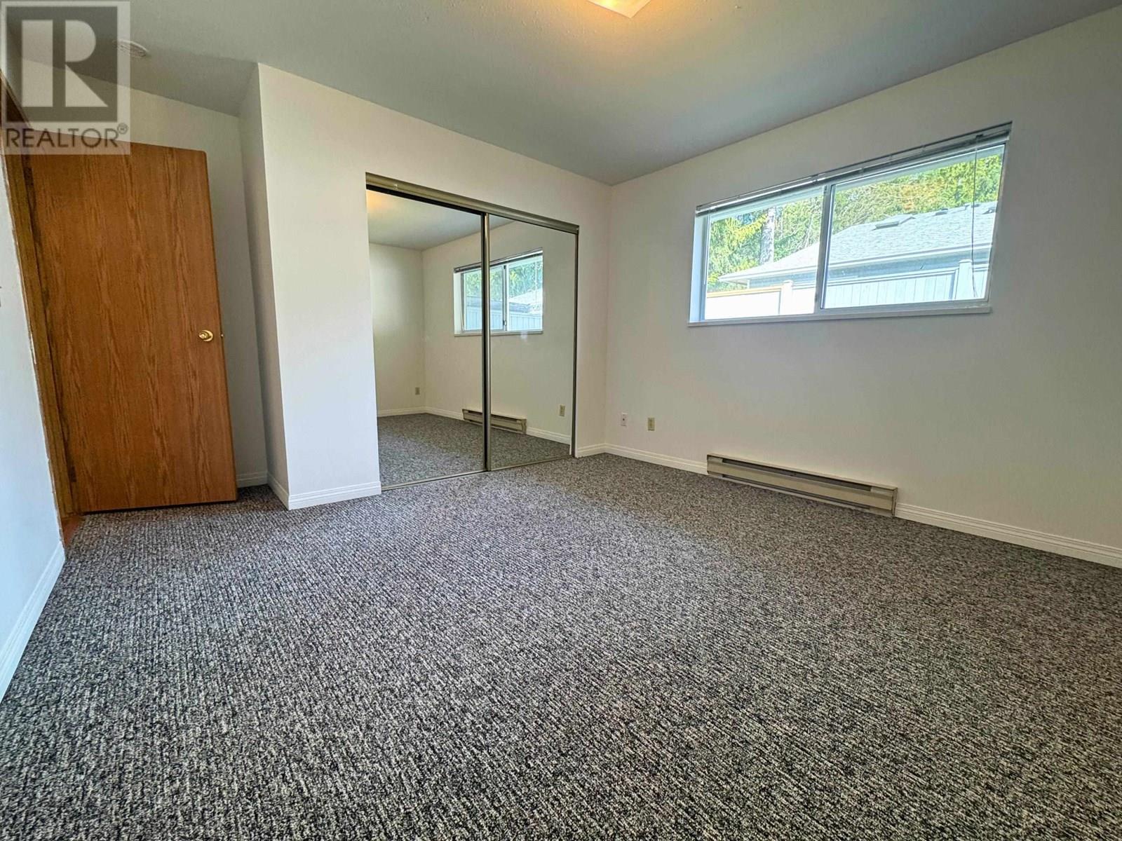 11 824 NORTH ROAD, Gibsons