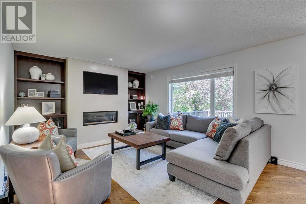 Single Family House for Sale in  Sienna Park Terrace SW Signal Hill Calgary 