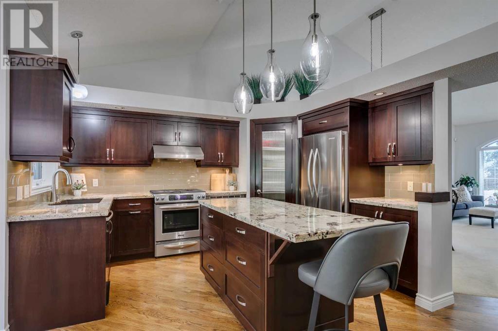 Single Family House for Sale in  Sienna Park Terrace SW Signal Hill Calgary 
