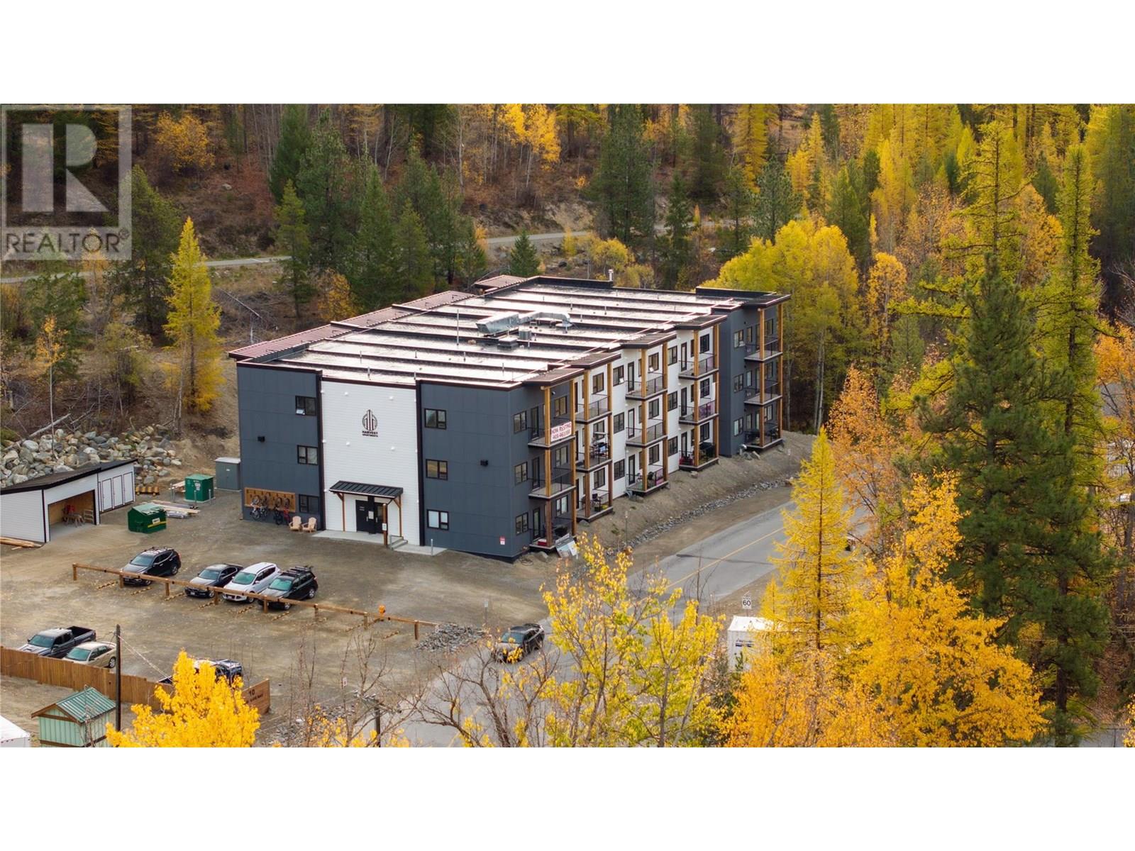 Photo 23 of 10 Jim Ogilvie Way, Kimberley BC