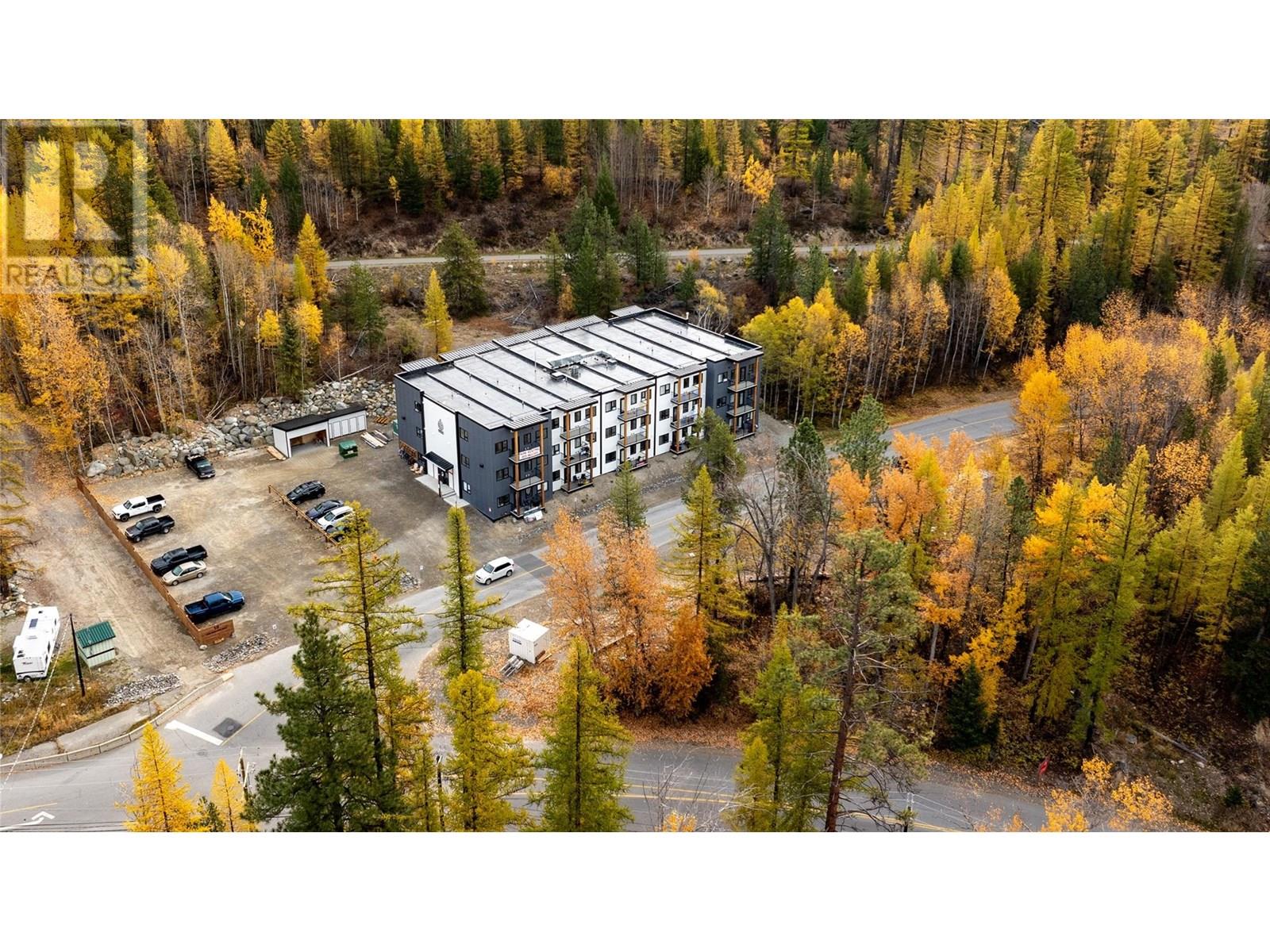 Photo 25 of 10 Jim Ogilvie Way, Kimberley BC