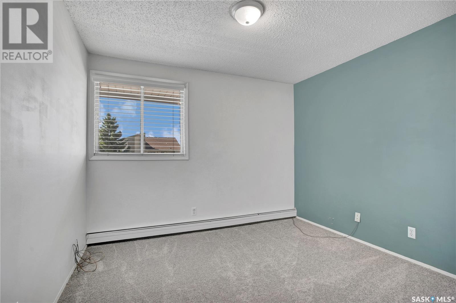 Single Family House Low rise for Sale in   Tait PLACE Saskatoon 