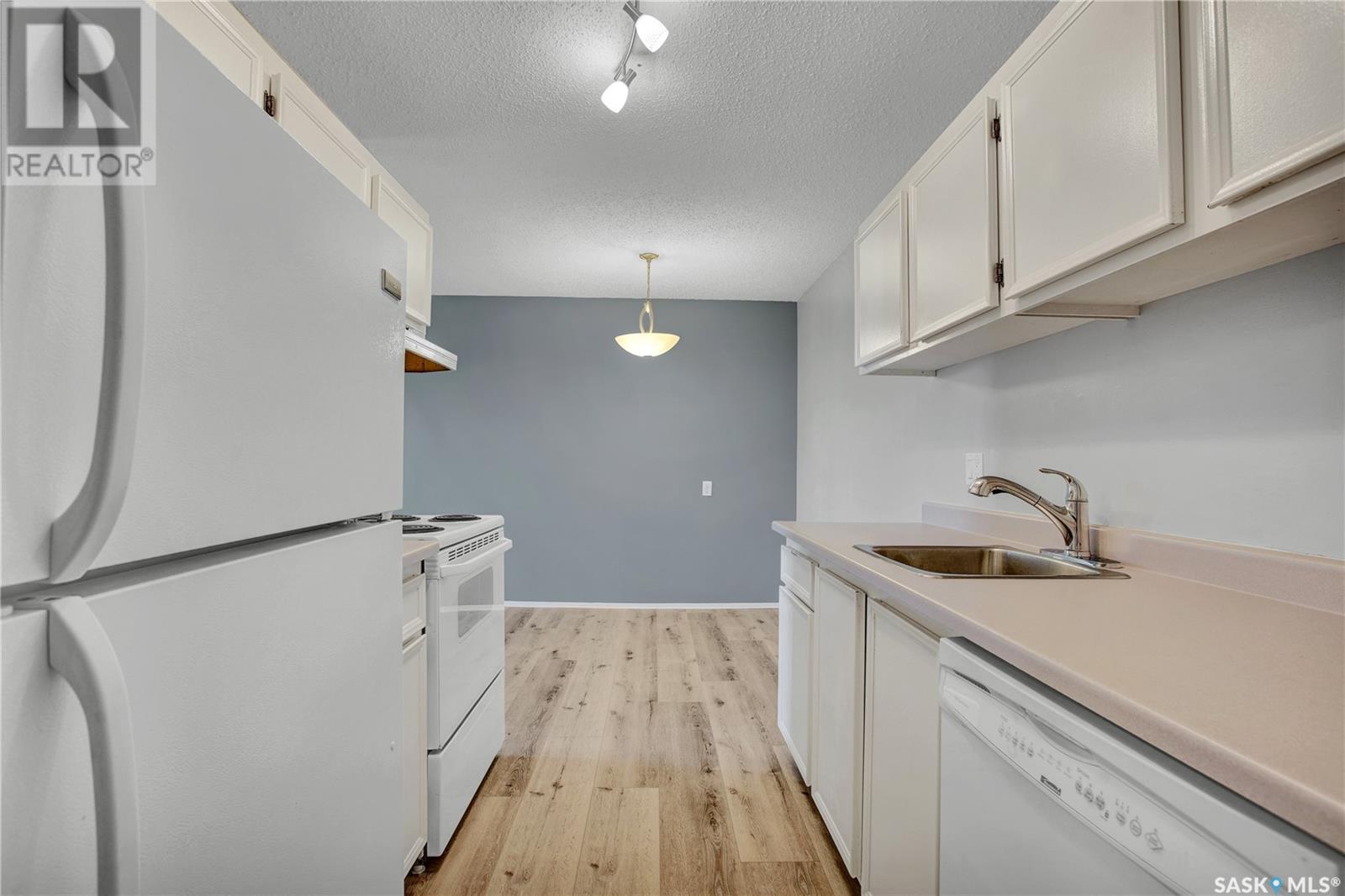 Single Family House Low rise for Sale in   Tait PLACE Saskatoon 