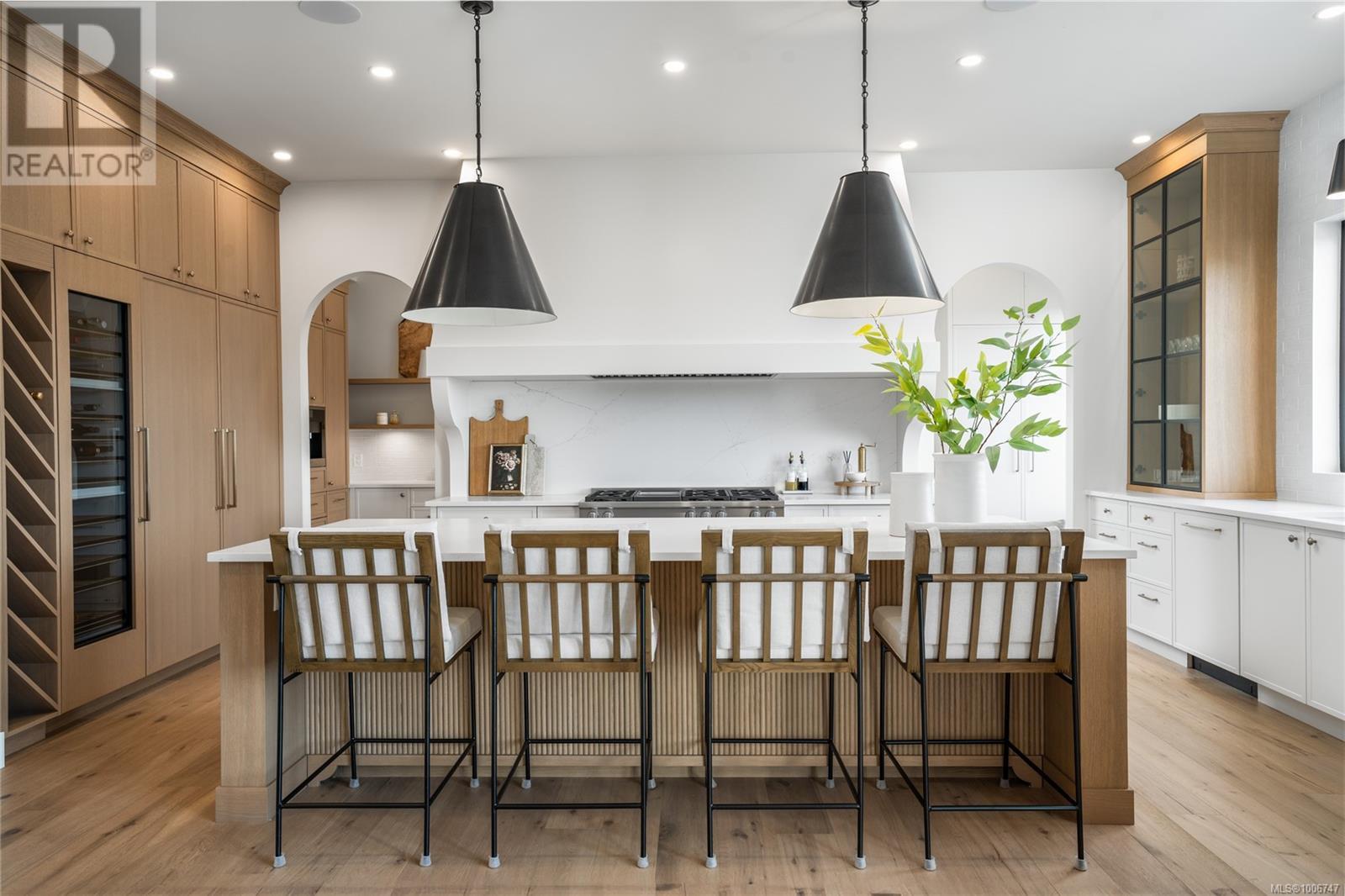 Photo 17 of 1416 Pinehurst Pl, Langford BC