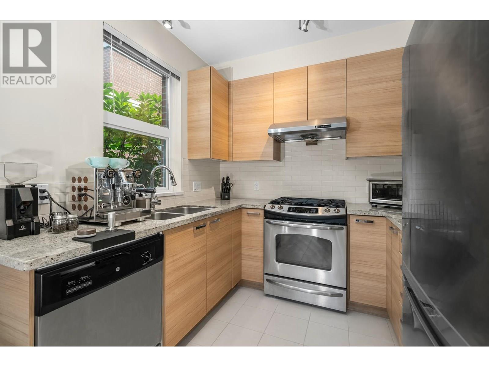 Photo 6 of 121 9399 Odlin Road, Richmond BC