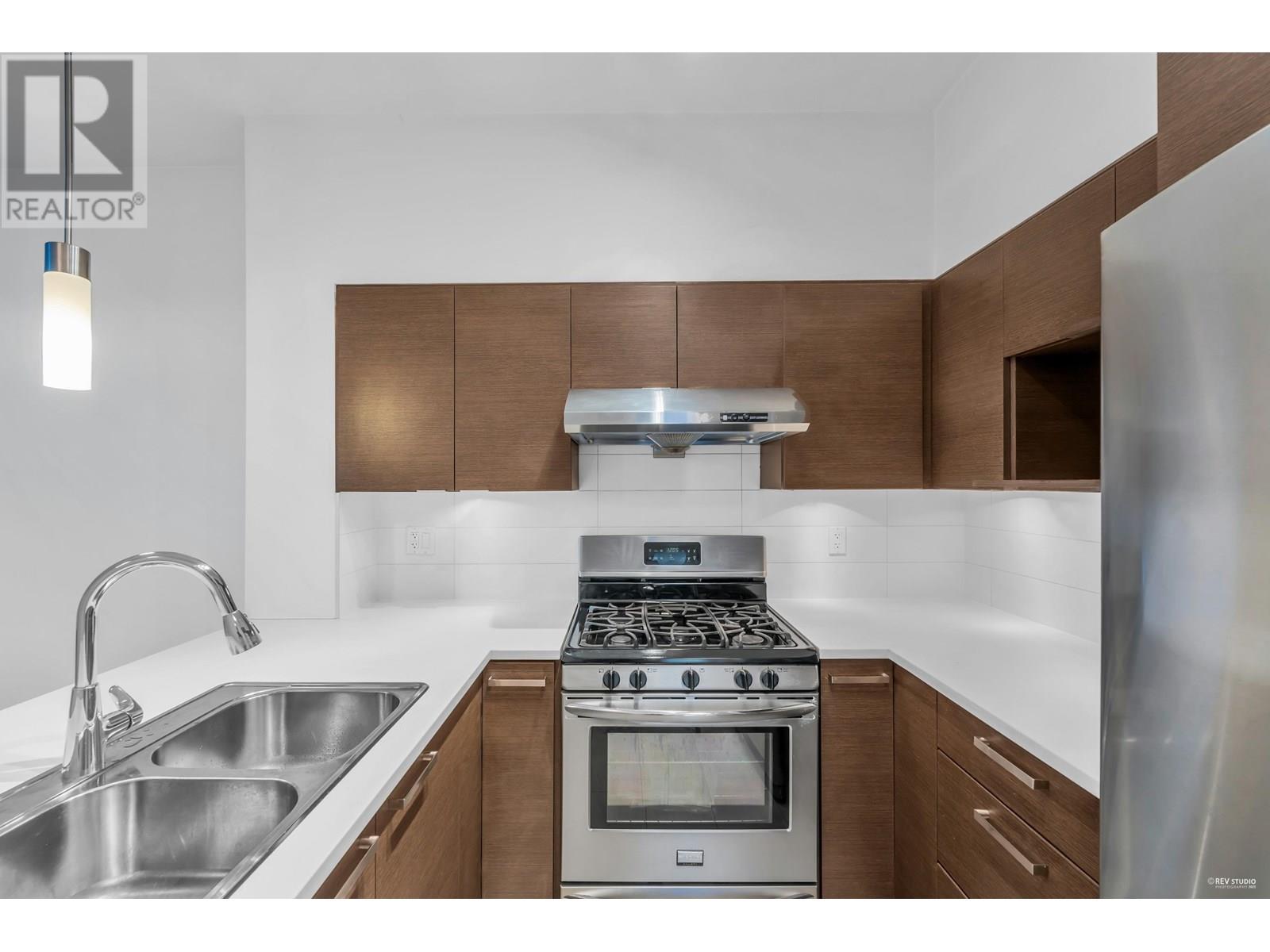 Photo 14 of 407 10880 No 5 Road, Richmond BC