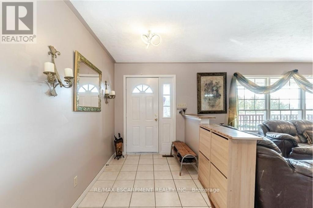 Photo 15 of 8299 Concession 2 Road, West Lincoln ON