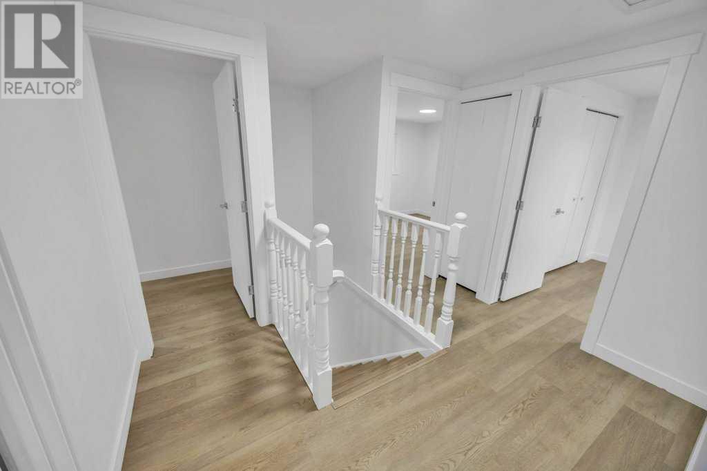 Single Family House for Sale in  Rundlehorn Drive NE Pineridge Calgary 