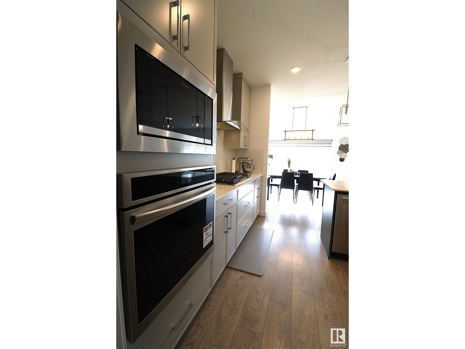 Photo 11 of 2888 Coughlan Green Sw Sw, Edmonton AB