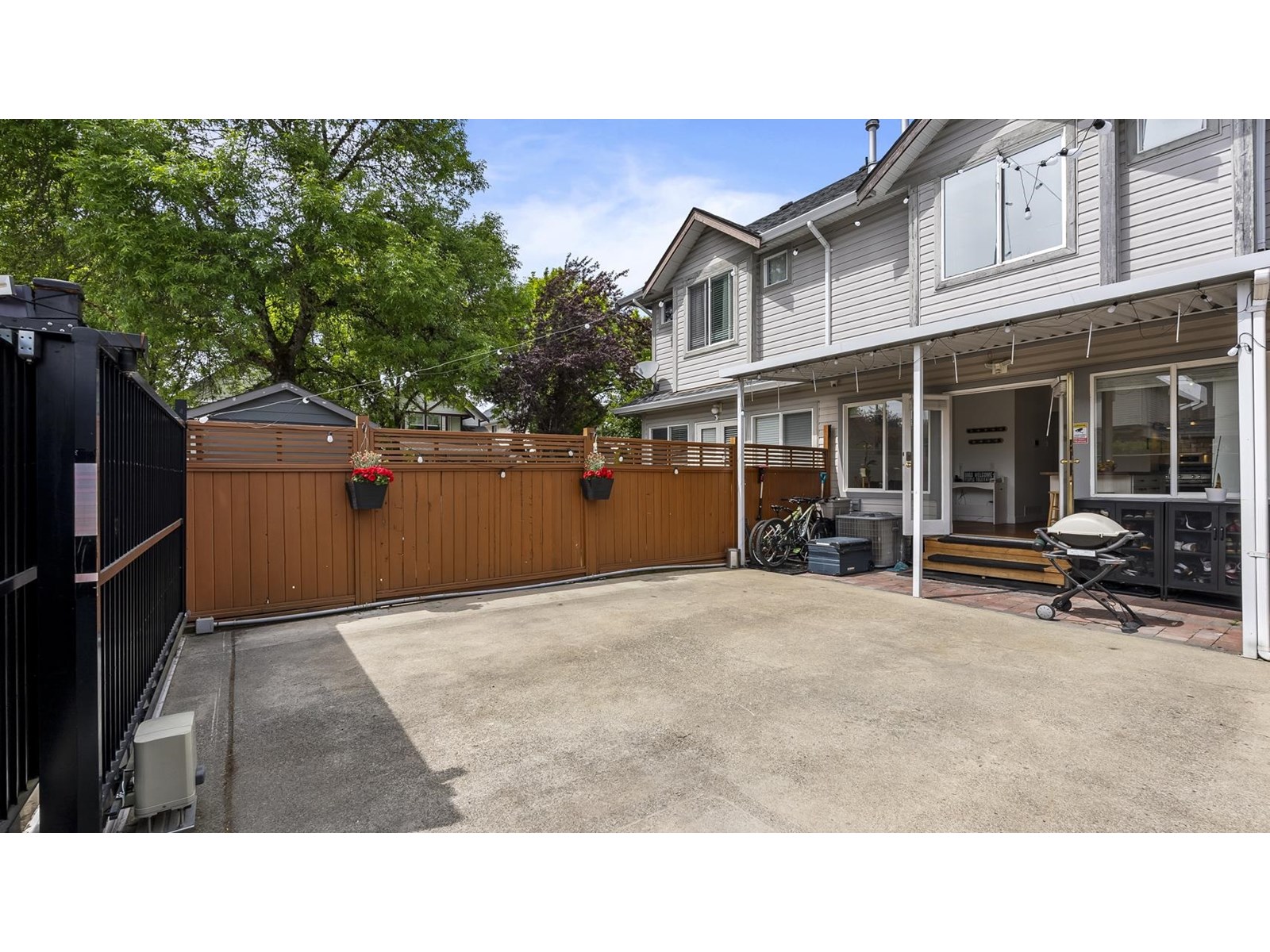 Photo 24 of 18452 66 Avenue, Surrey BC