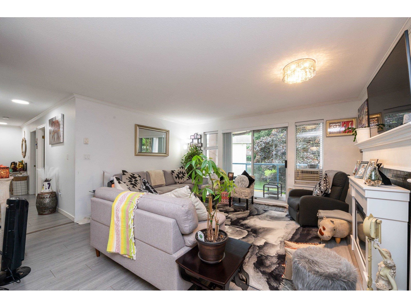 Photo 8 of 210 33110 George Ferguson Way, Abbotsford BC