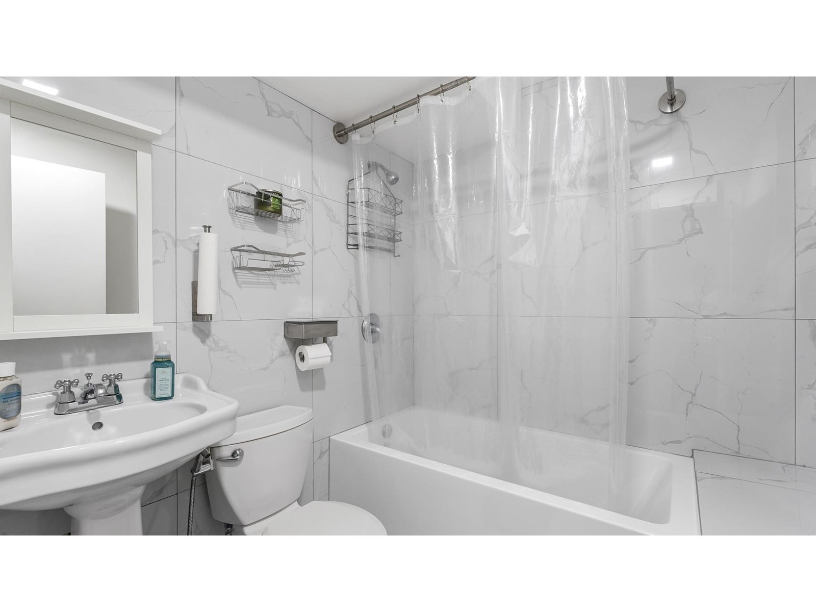 Photo 21 of 18452 66 Avenue, Surrey BC