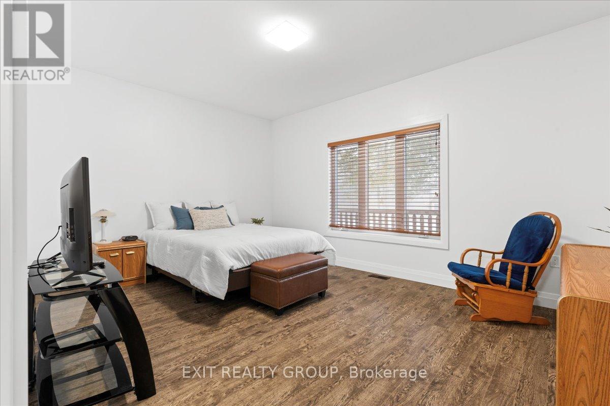 Photo 7 of 90 Timberland Drive, Trent Hills ON
