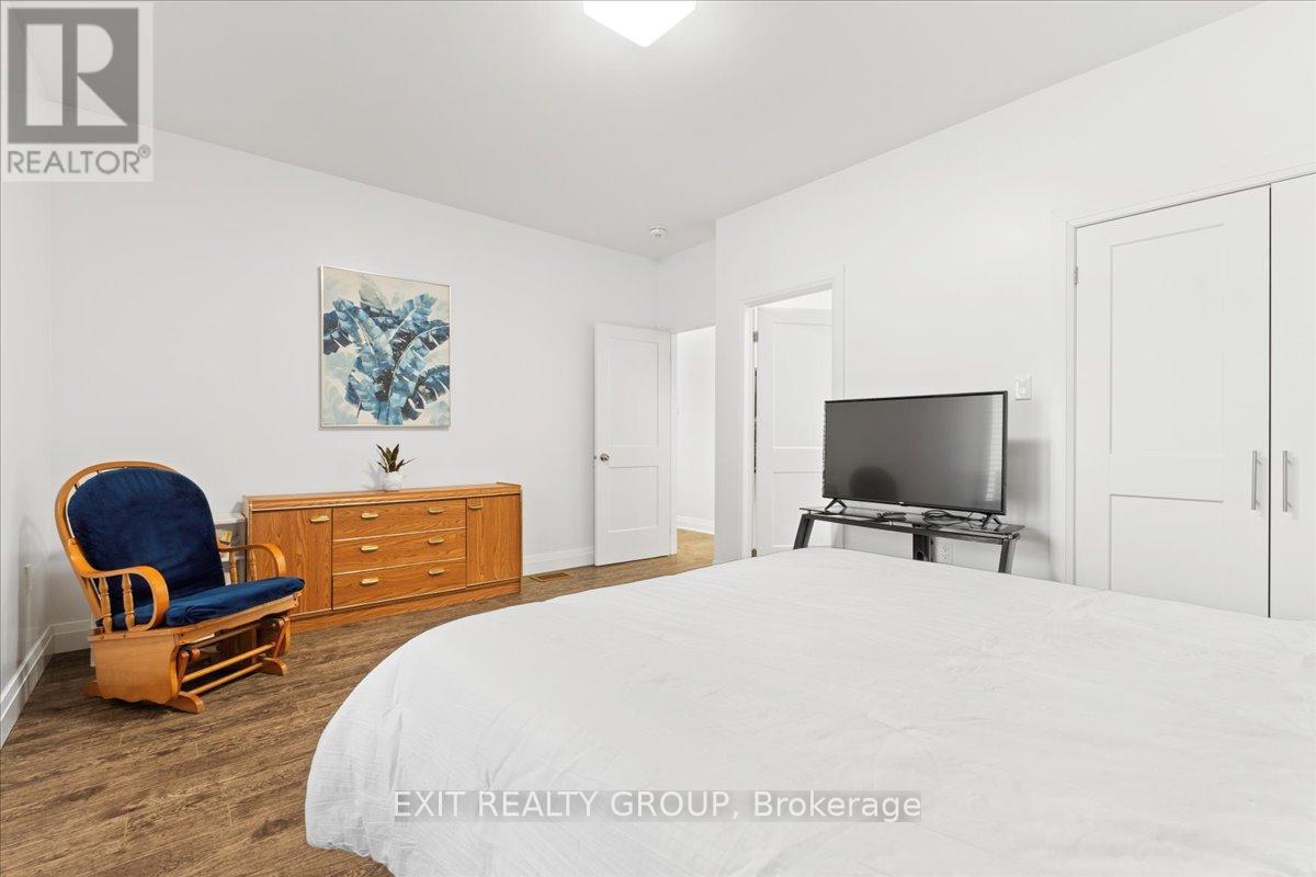 Photo 22 of 90 Timberland Drive, Trent Hills ON