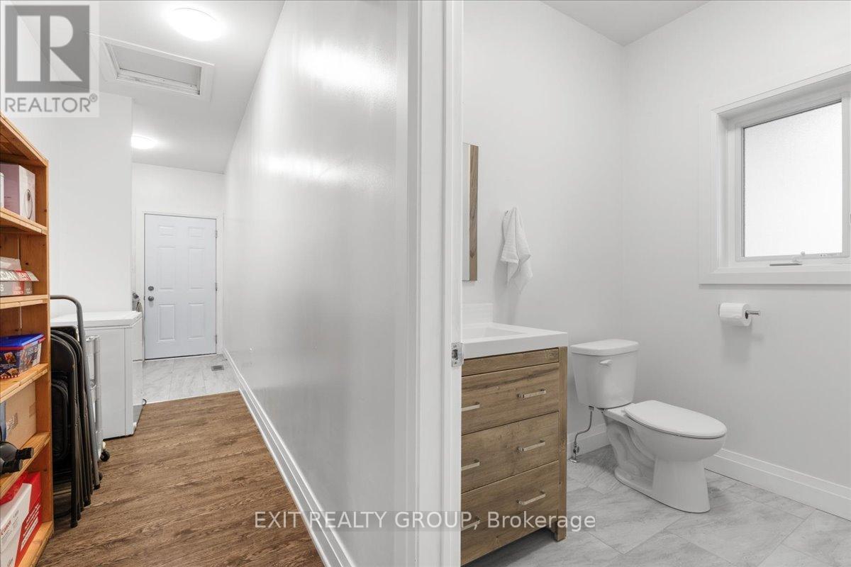 Photo 34 of 90 Timberland Drive, Trent Hills ON