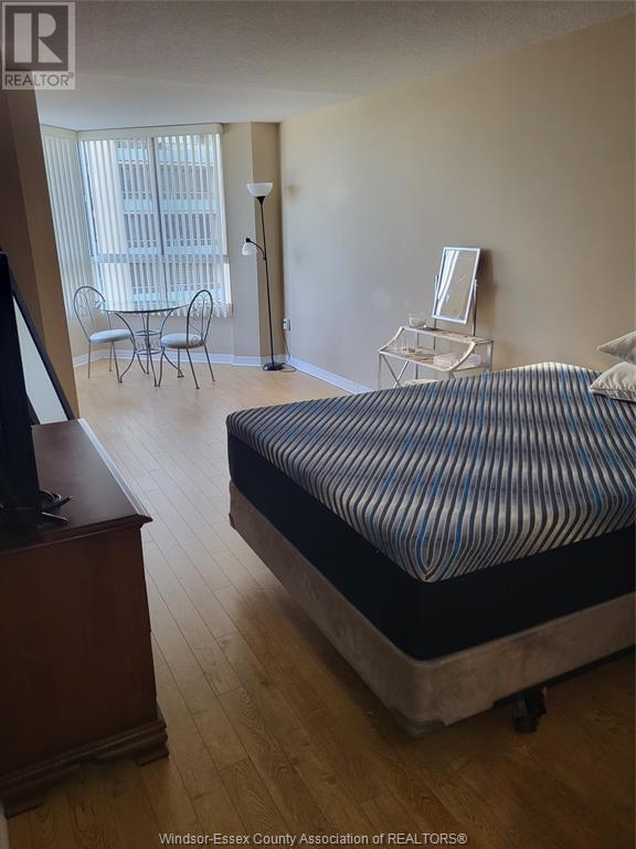 Photo 14 of 75 Riverside Drive Unit 406, Windsor ON