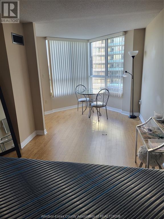 Photo 15 of 75 Riverside Drive Unit 406, Windsor ON