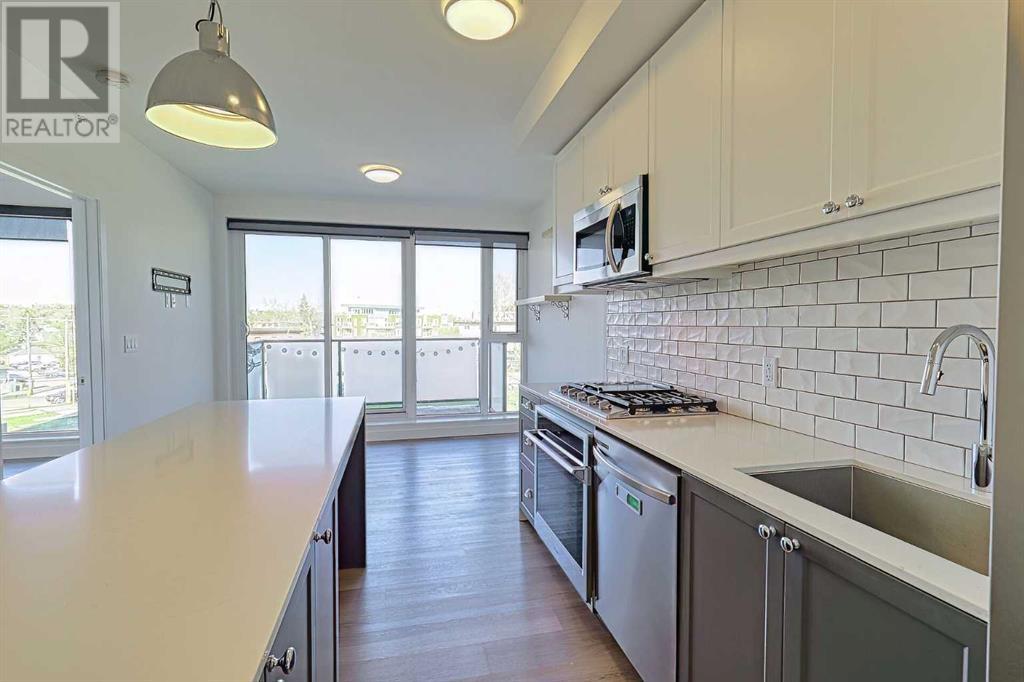 Single Family House High rise for Sale in   A Street NW Sunnyside Calgary 