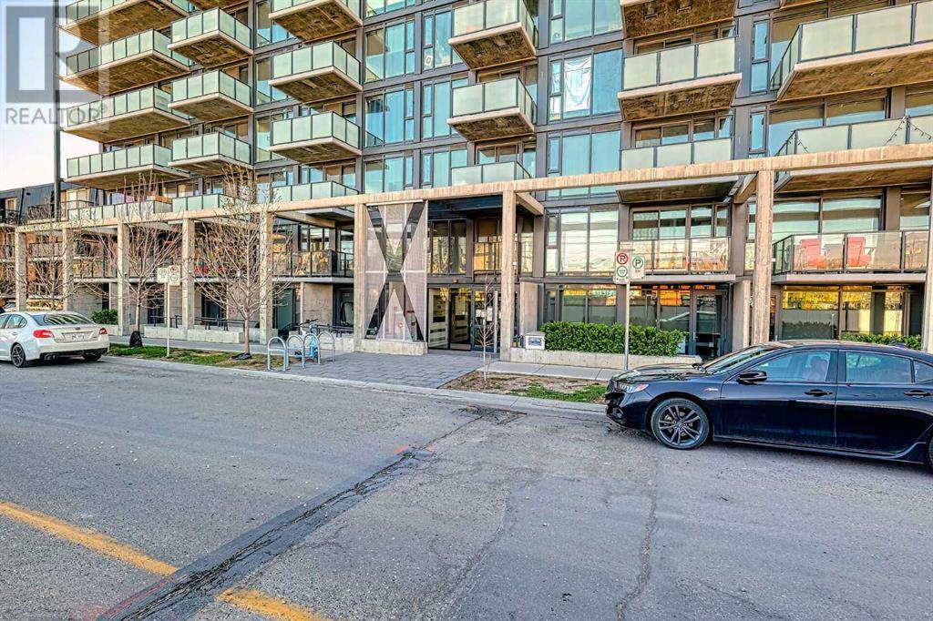 Single Family House High rise for Sale in   A Street NW Sunnyside Calgary 