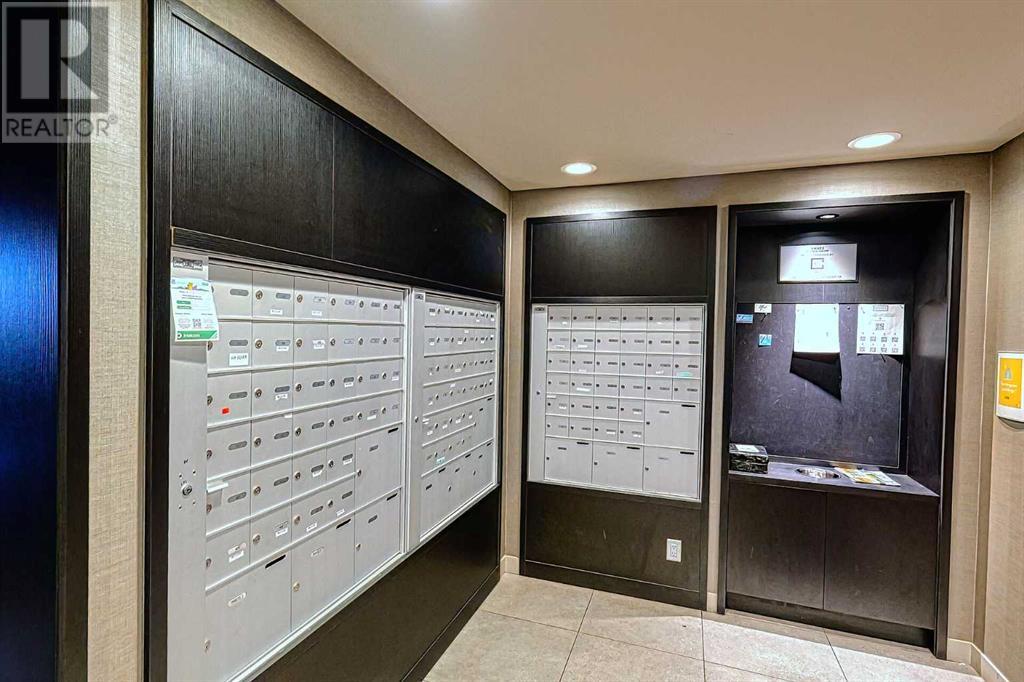Single Family House High rise for Sale in   A Street NW Sunnyside Calgary 
