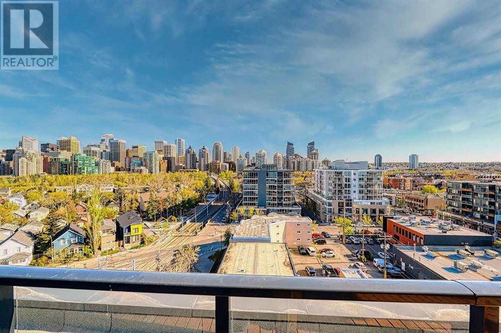 Single Family House High rise for Sale in   A Street NW Sunnyside Calgary 