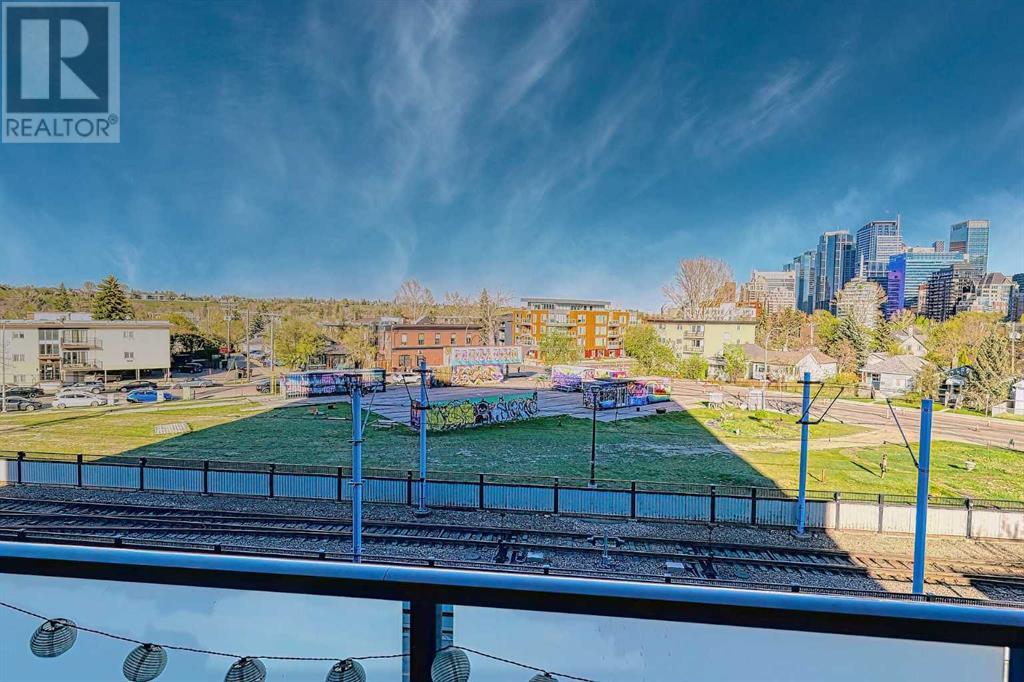 Single Family House High rise for Sale in   A Street NW Sunnyside Calgary 