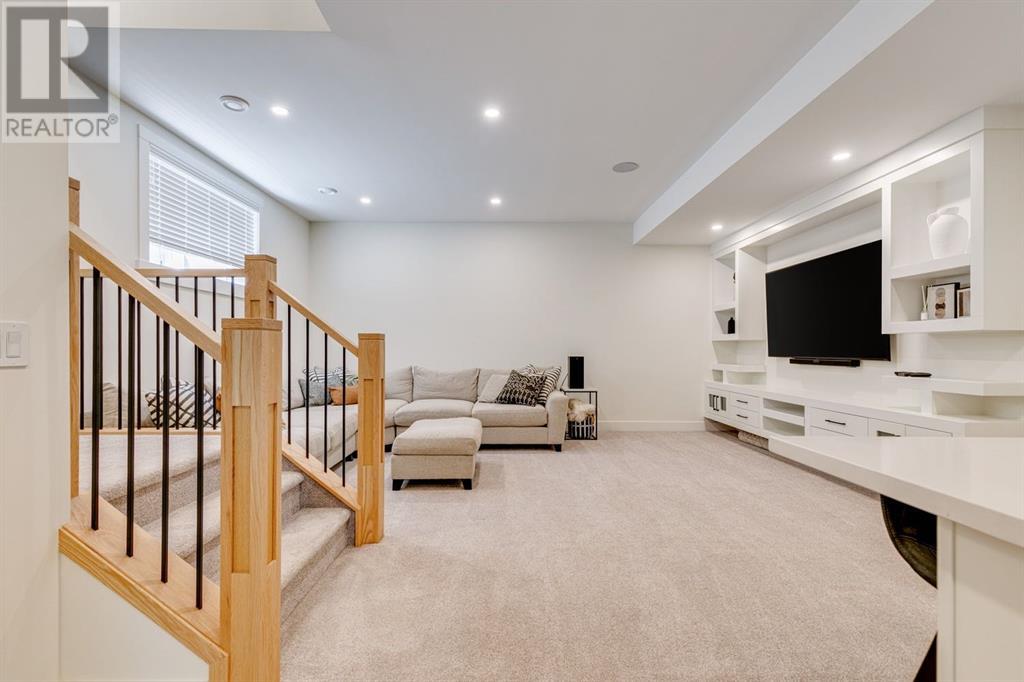 Single Family House for Sale in   Street SW Glenbrook Calgary 