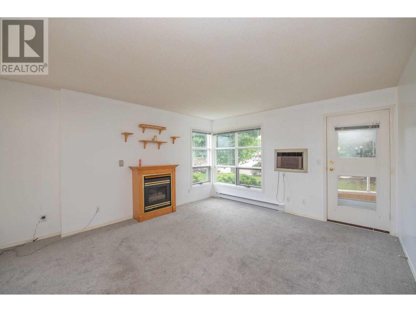 103 703 Granville Avenue, Enderby