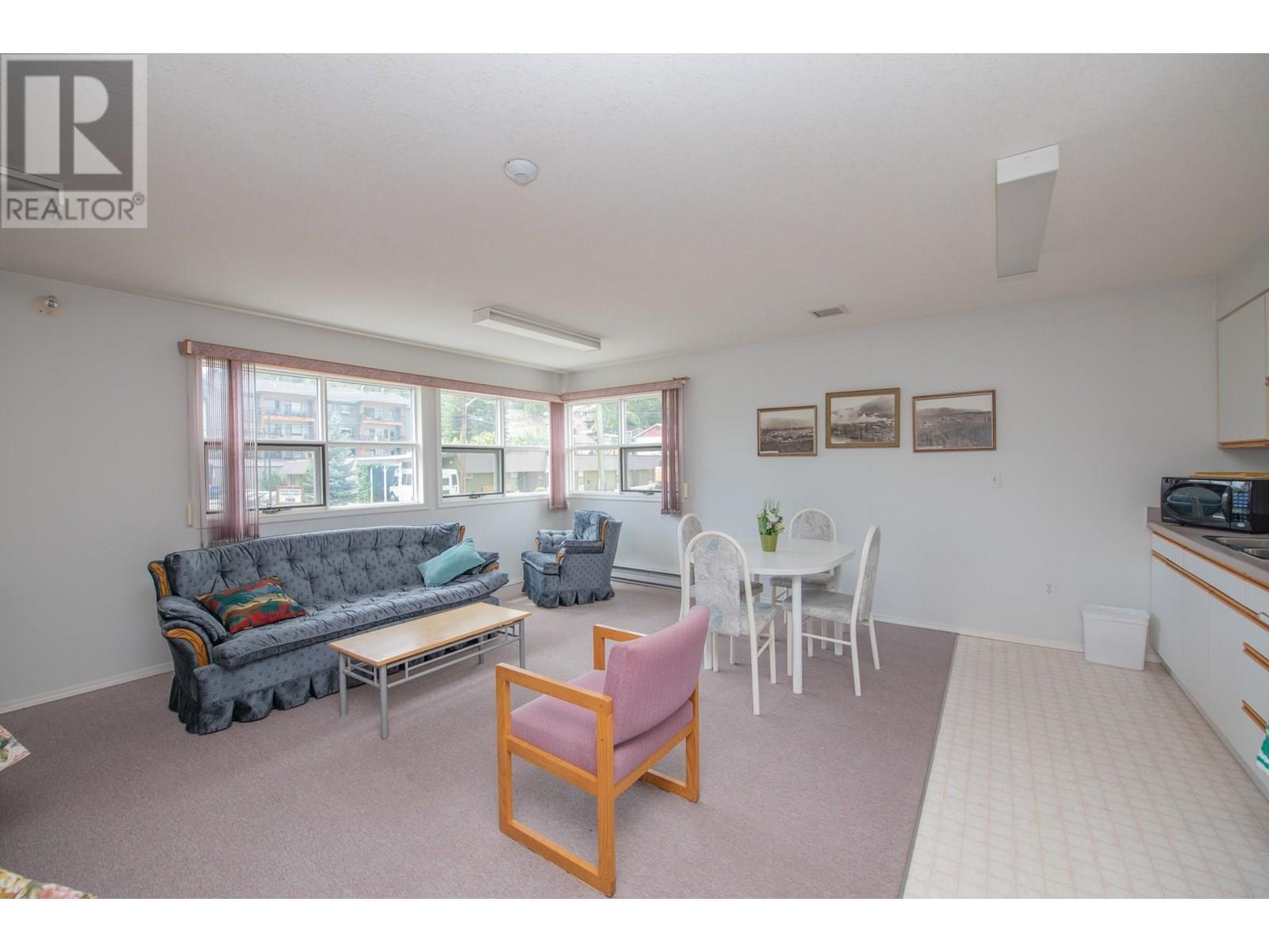 103 703 Granville Avenue, Enderby