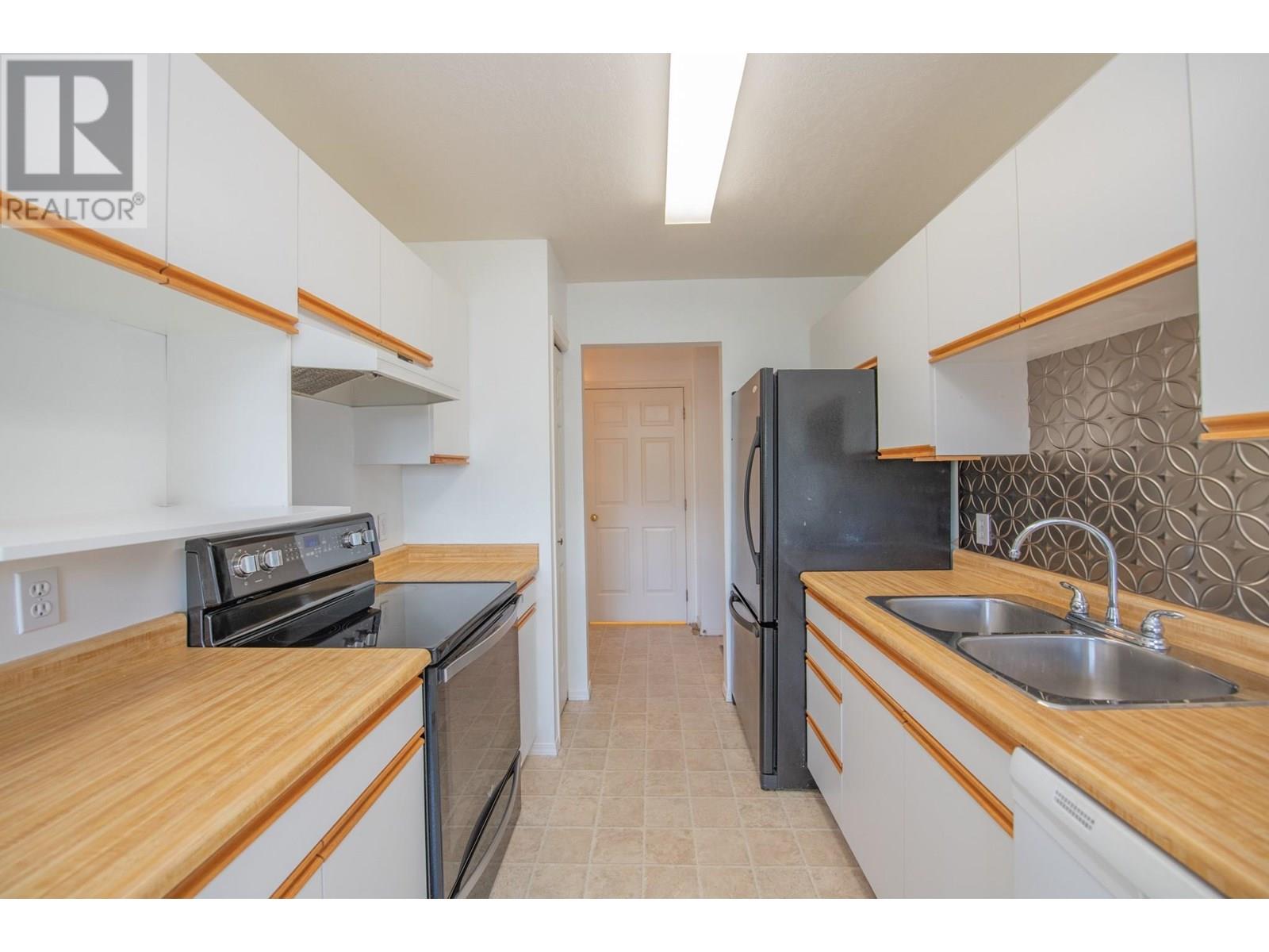 103 703 Granville Avenue, Enderby