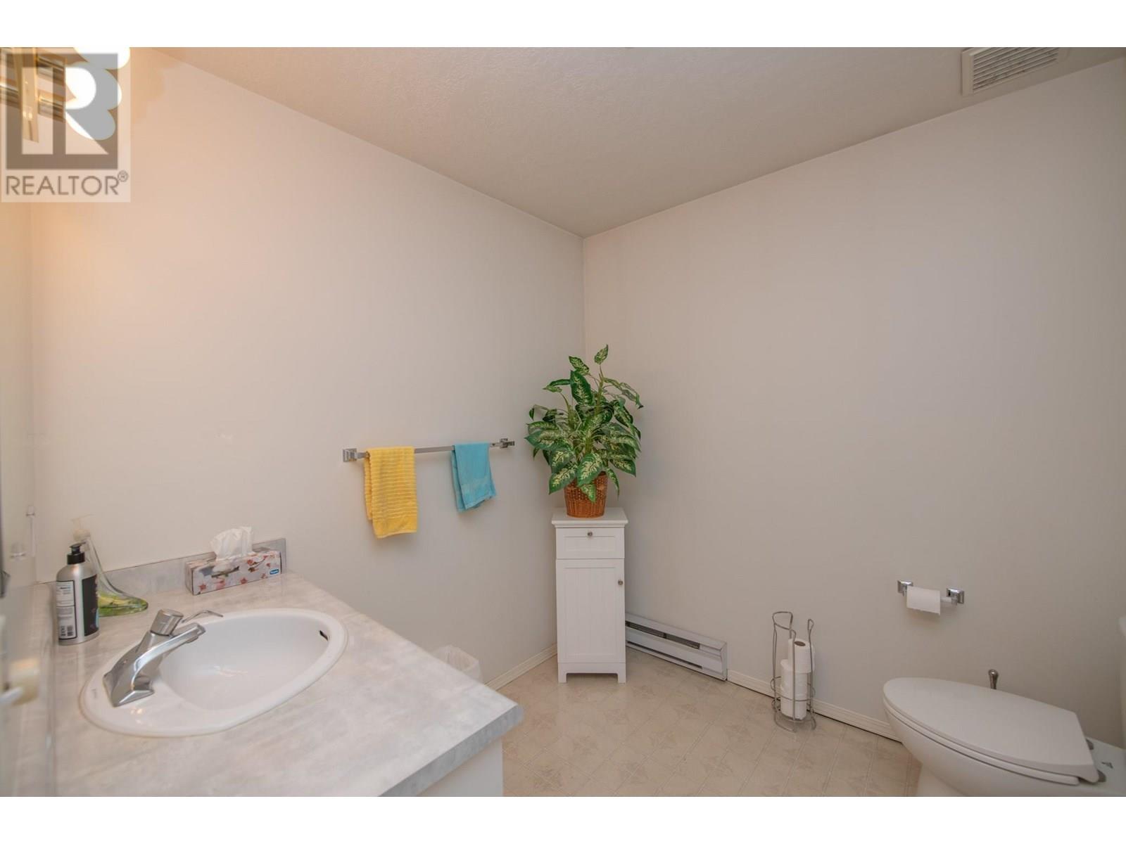 103 703 Granville Avenue, Enderby